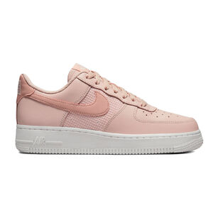 Nike Air Force 1 07 ESS női utcai cipő r&oacute;zsasz&iacute;n